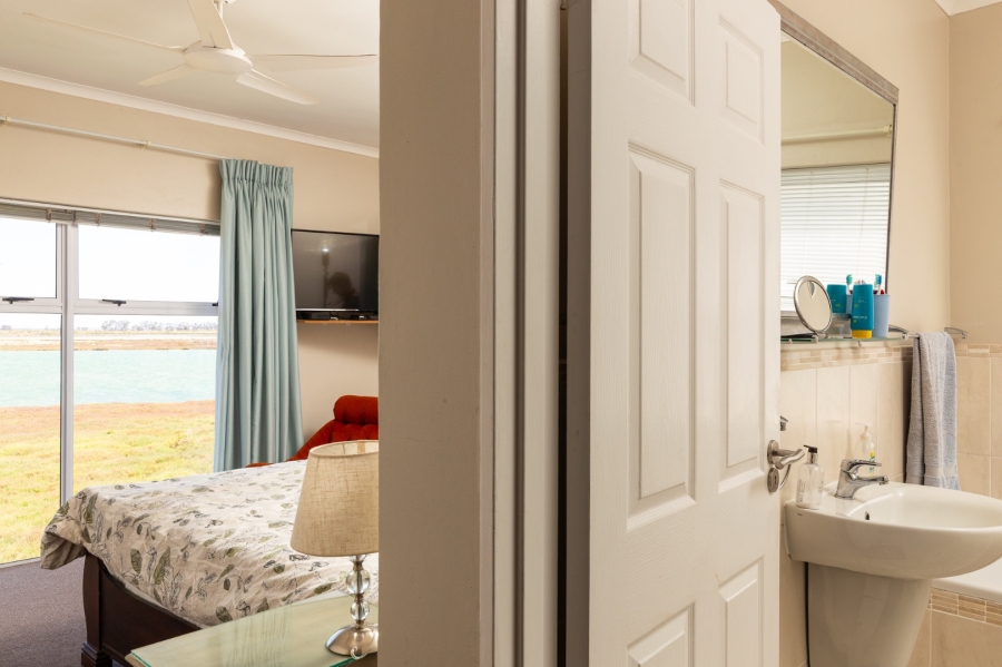 4 Bedroom Property for Sale in Port Owen Western Cape